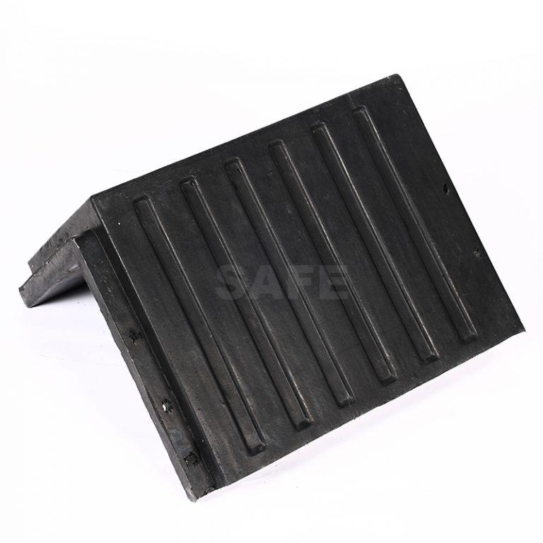  Railway Ballast Baffle 8